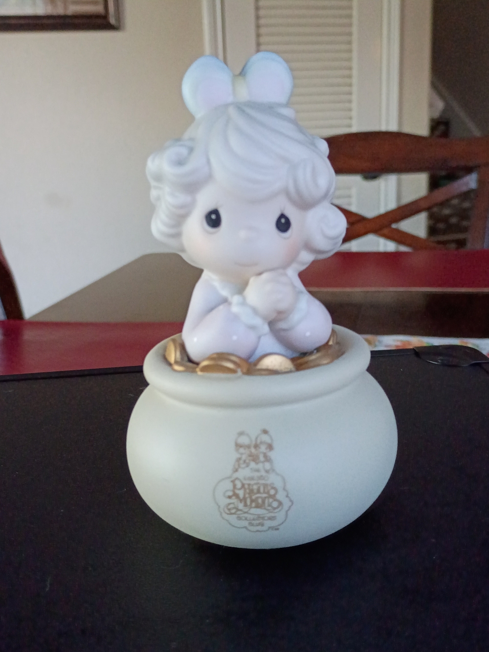 1994 Precious Moments Figurine "You're the End of My Rainbow"